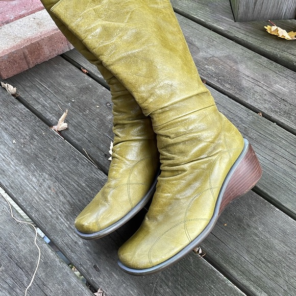 Miz Moos Green Leather Casablanca size 39 calf height boots - Picture 13 of 16